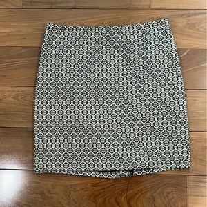 Women’s Ann Taylor Brocade Skirt - Sz 4